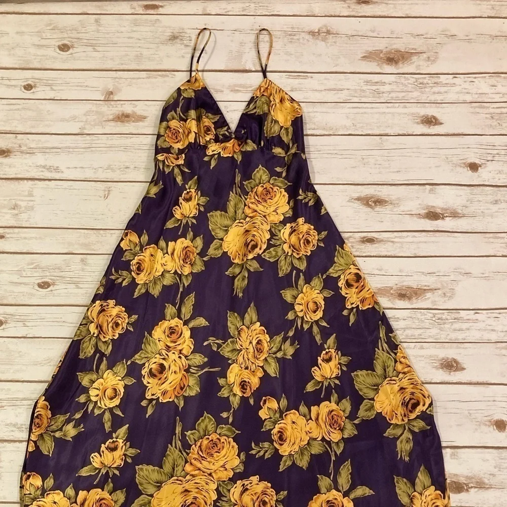 Linda vintage purple